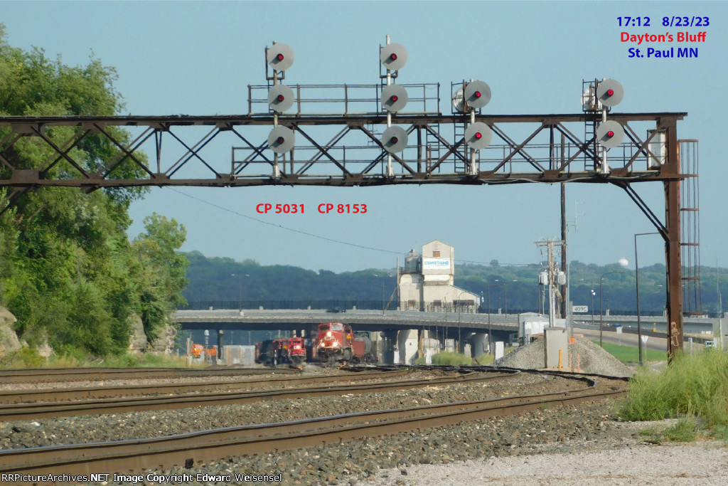 EB searchlights - my 1st visit to Dayton's Bluff/Pigs Eye